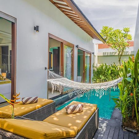 Anari Villas Kuta Legian Exteriör bild