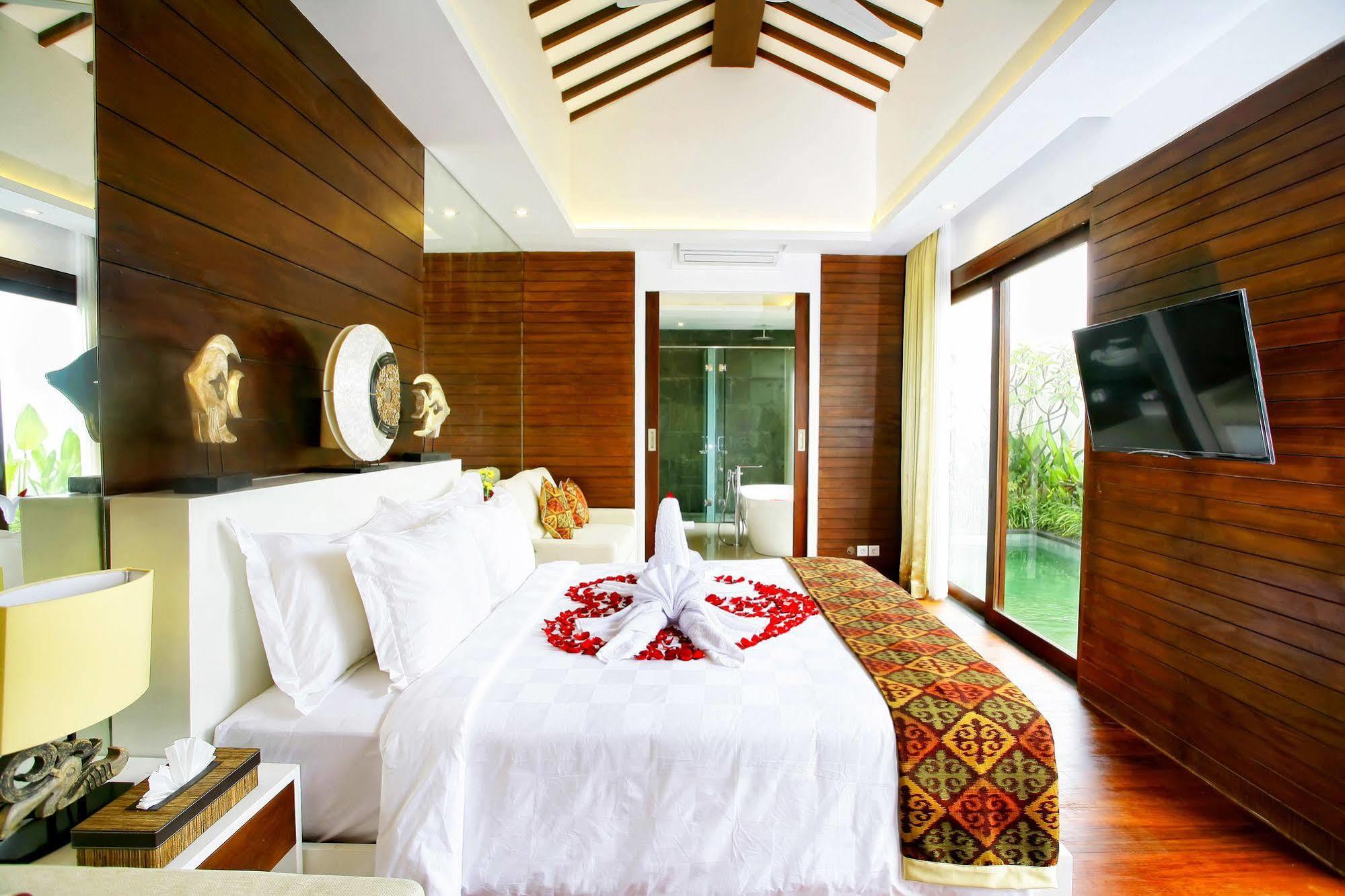 Anari Villas Kuta Legian Exteriör bild