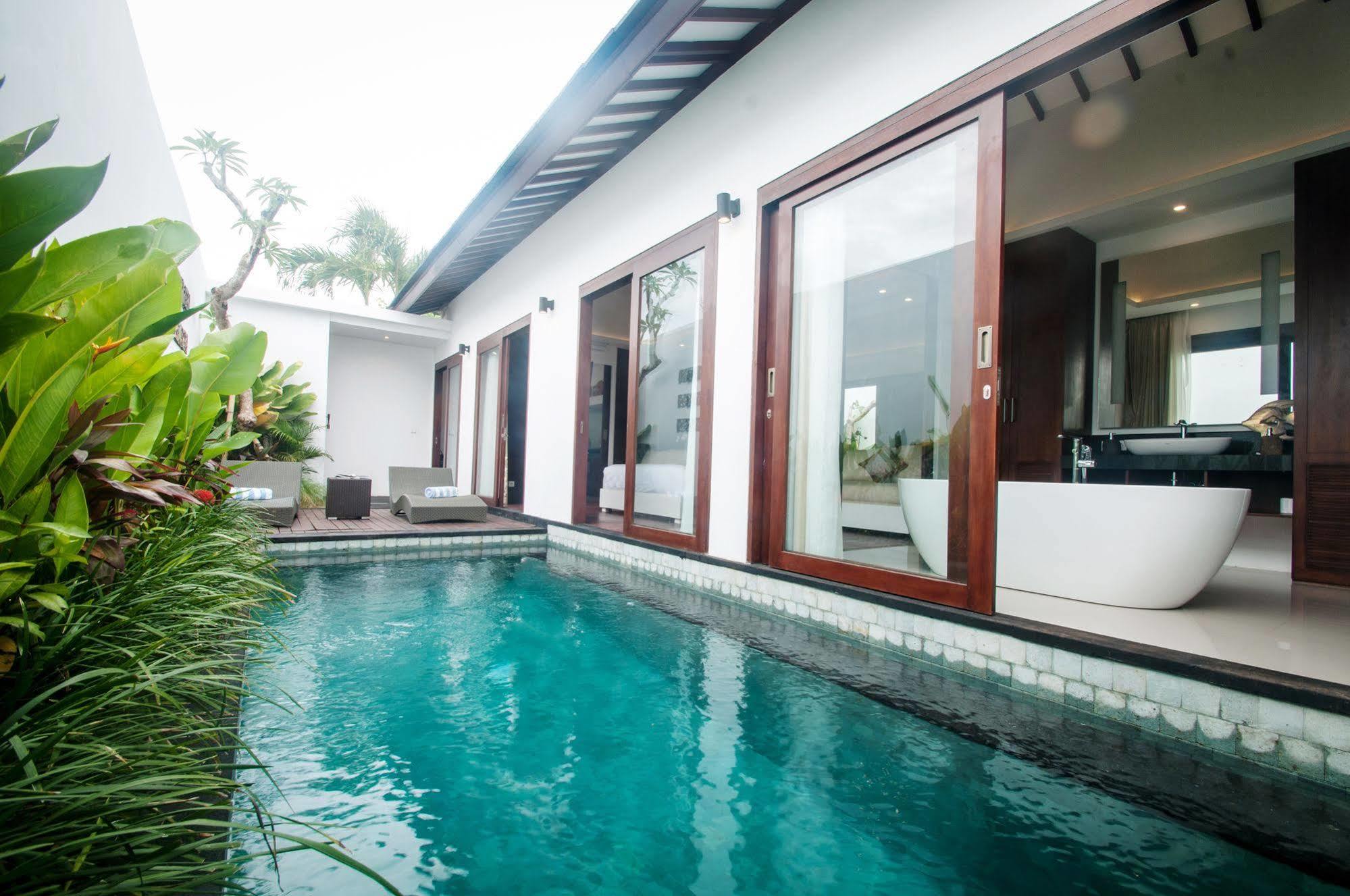 Anari Villas Kuta Legian Exteriör bild