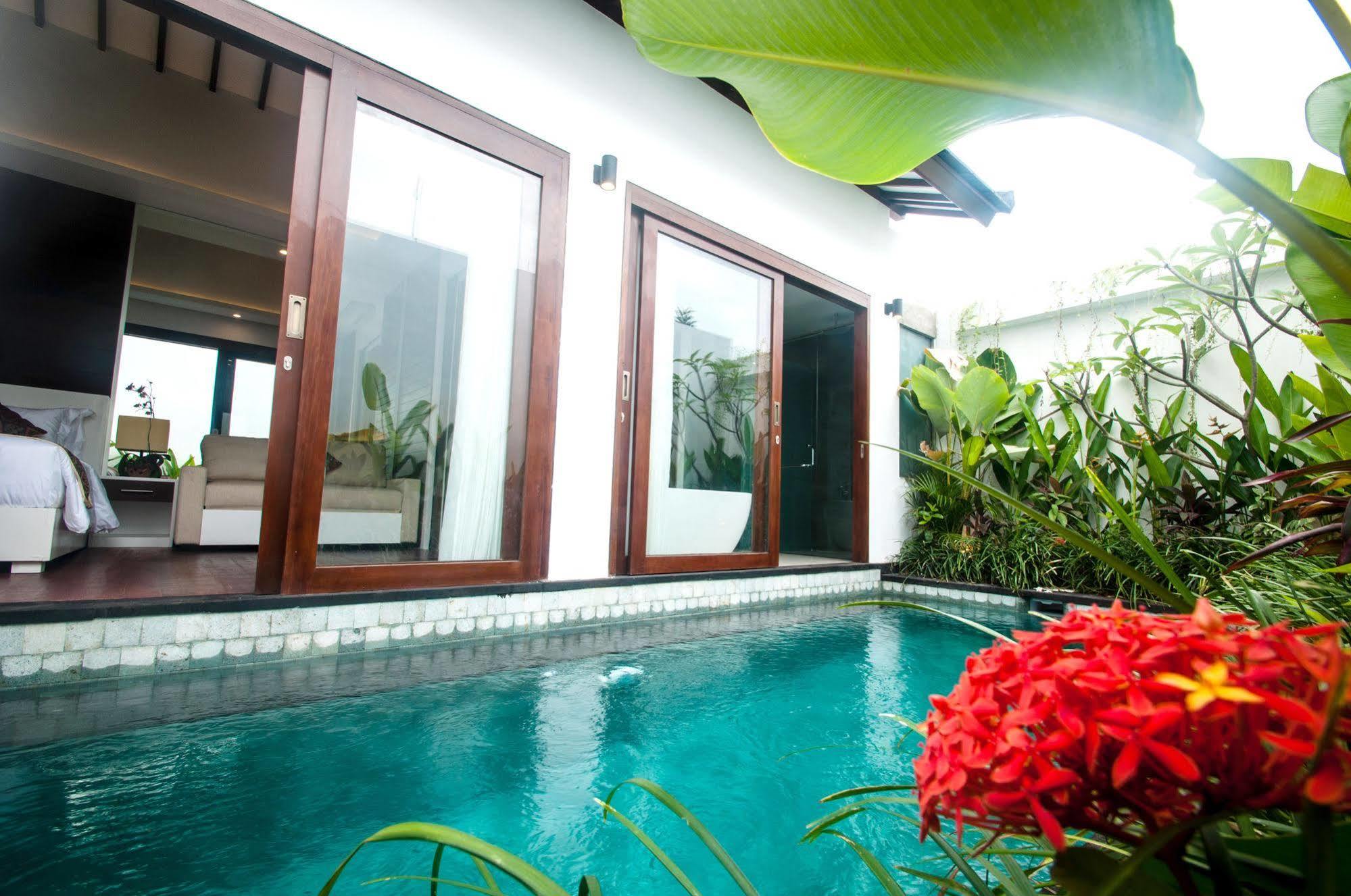 Anari Villas Kuta Legian Exteriör bild