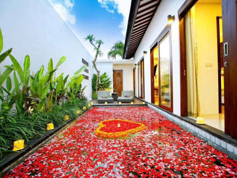 Anari Villas Kuta Legian Exteriör bild